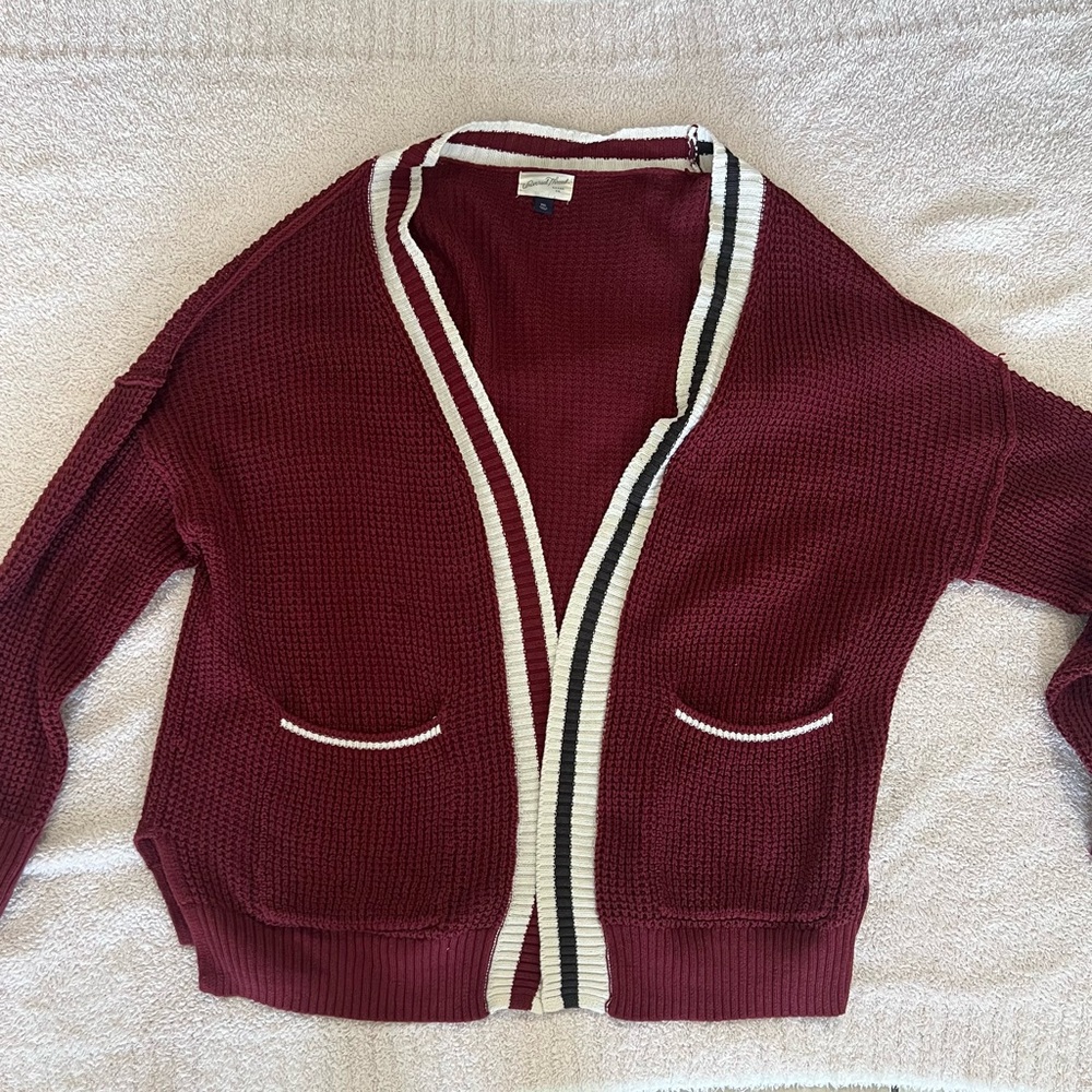 Universal Thread Burgundy and White Cardigan Sweater